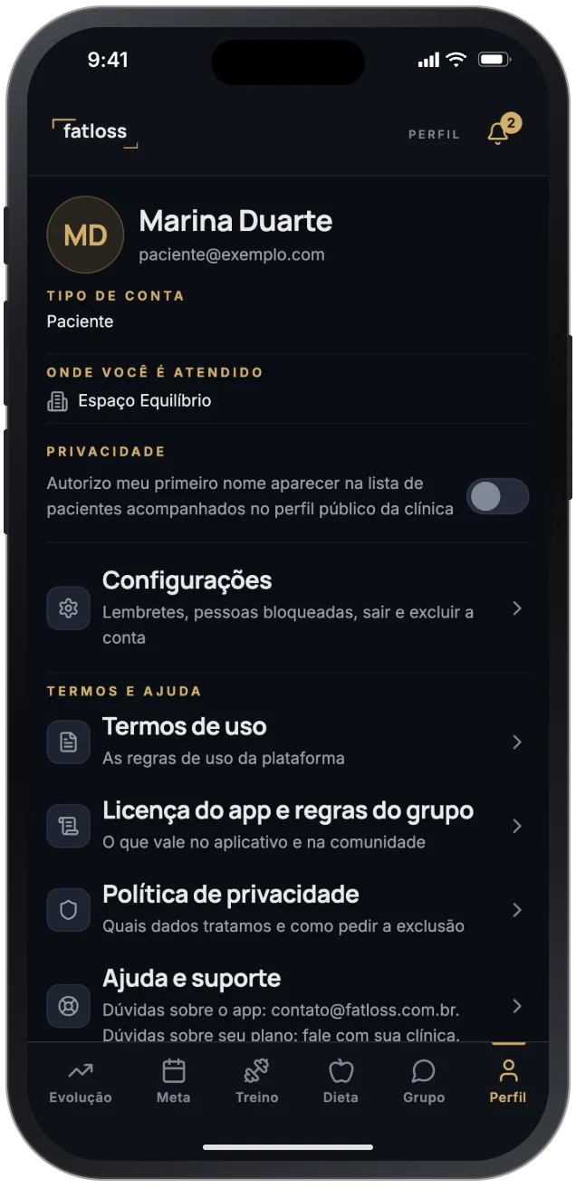 Tela de perfil do app do paciente: nome e e-mail da conta, tipo de conta, clínica onde é atendido, consentimento de privacidade para aparecer na lista pública da clínica, e atalhos para configurações, termos e ajuda.